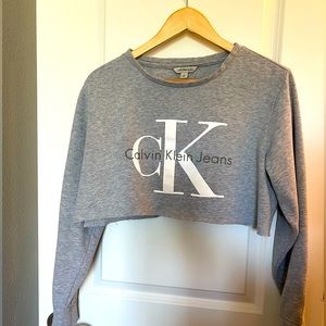 90s Vintage Calvin Klein Cropped Sweatshirt